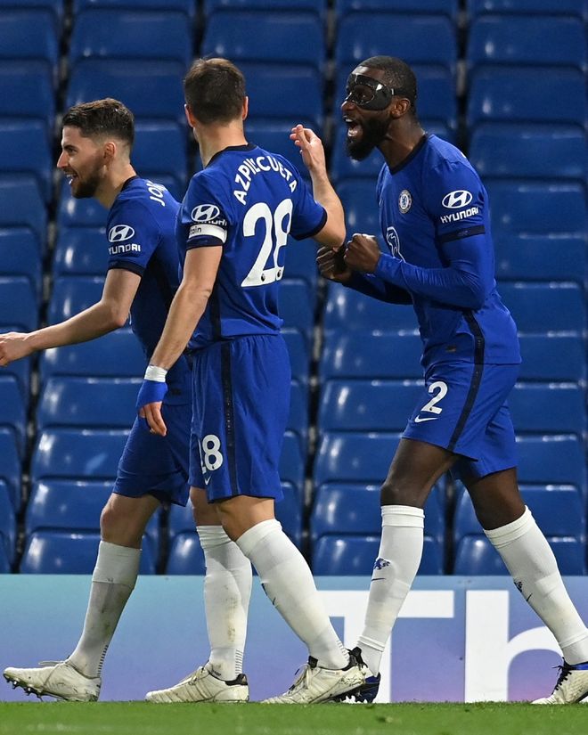 恩德里克和里昂：互为救命稻草的一次签约？