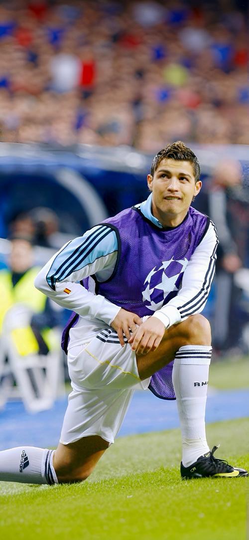 皇马青年军再战欧洲！青年欧冠32强对阵马赛，未来之星即将绽放（皇马青训军团再踏欧战：青年欧冠32强迎战马赛，明日之星蓄势绽放）