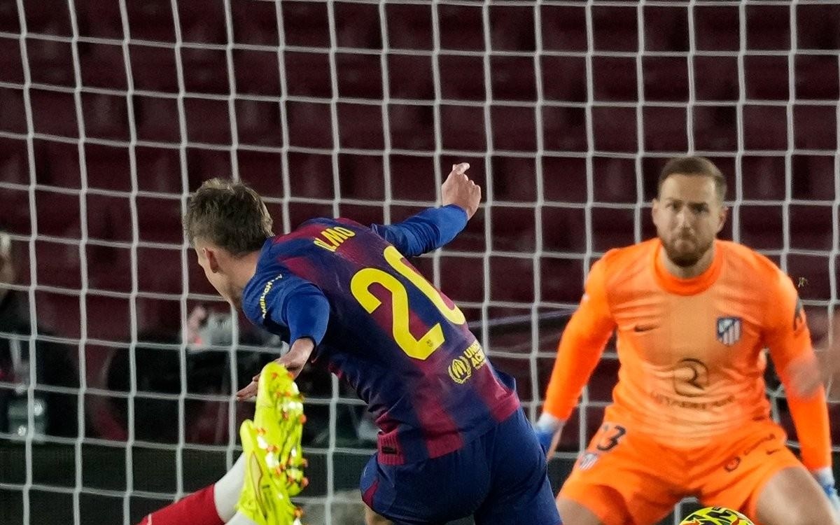 巧合！库里兄弟二人勇士生涯首秀均砍下14分