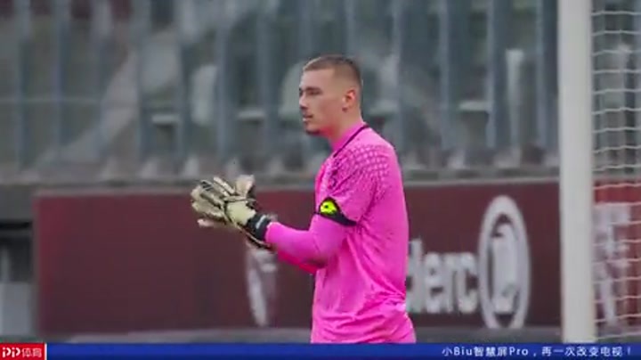 官方：奥斯梅恩左腿筋中度拉伤，欧冠3战6球射手将缺席（官方：欧冠3战轰6球的奥斯梅恩左腿腘绳肌中度受伤，将缺阵）